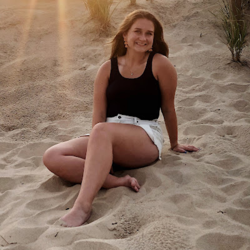 Meet your Posher, Carolyn